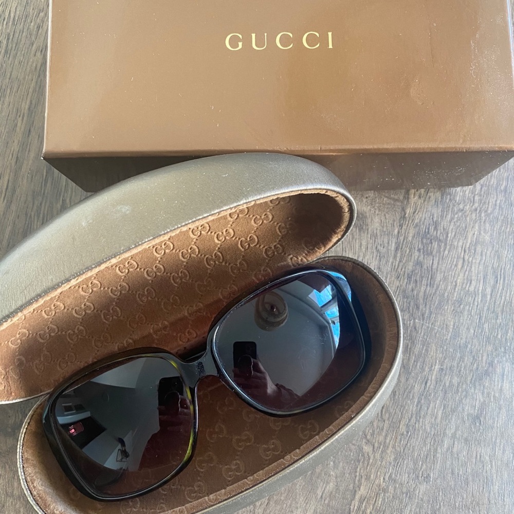 Gucci sunglasses